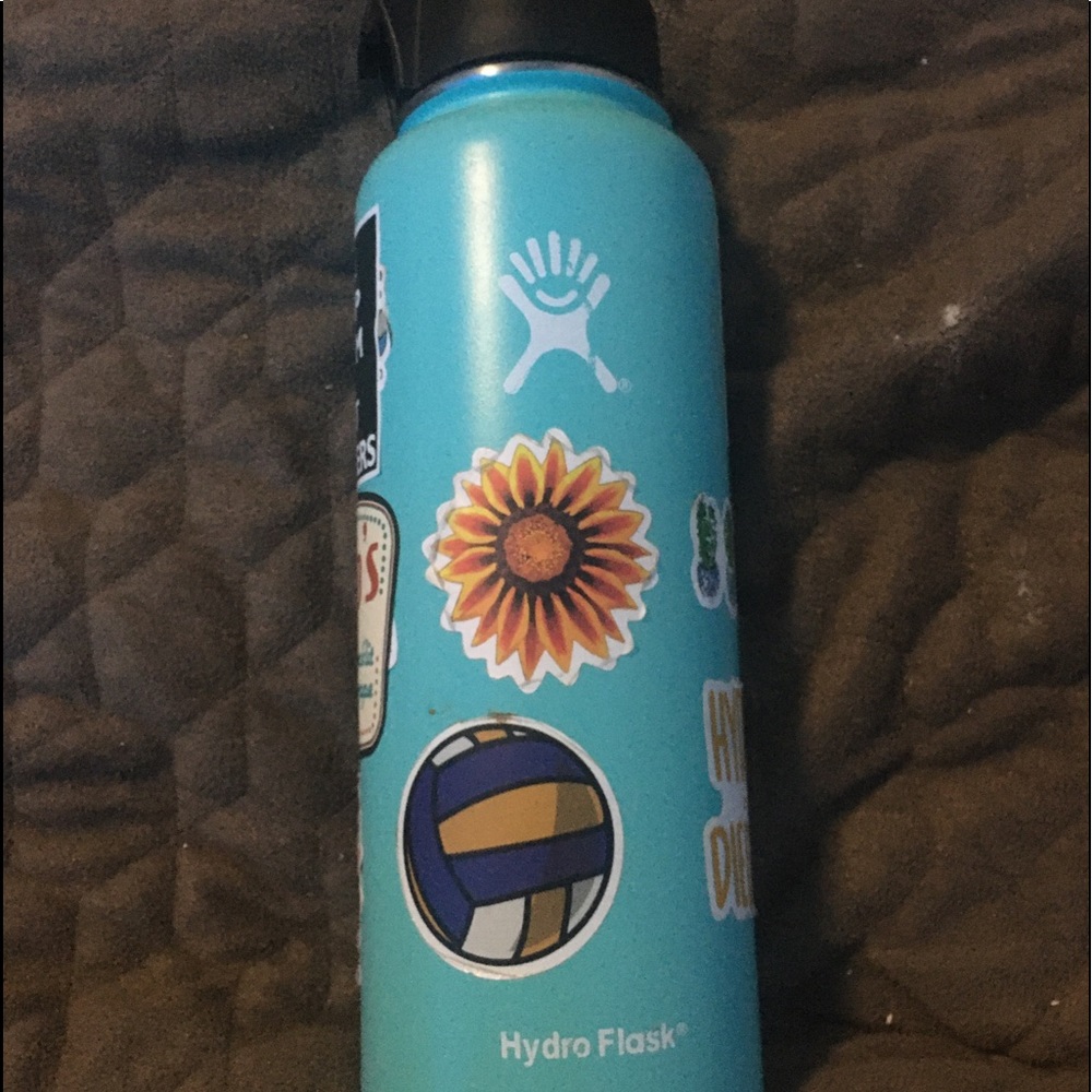 Hydro Flask with flip top lid